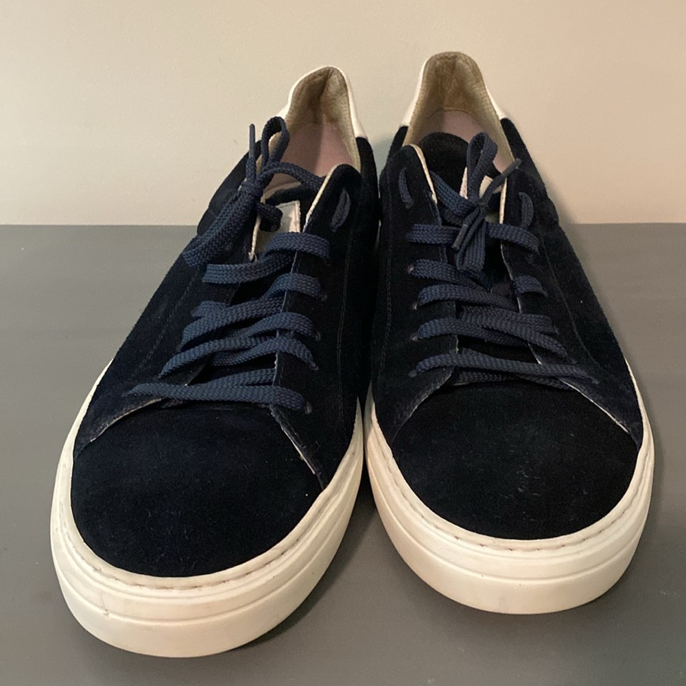 Brunello Cucinelli Navy Suede Sneakers with Cream Trim - Picture 2 of 8